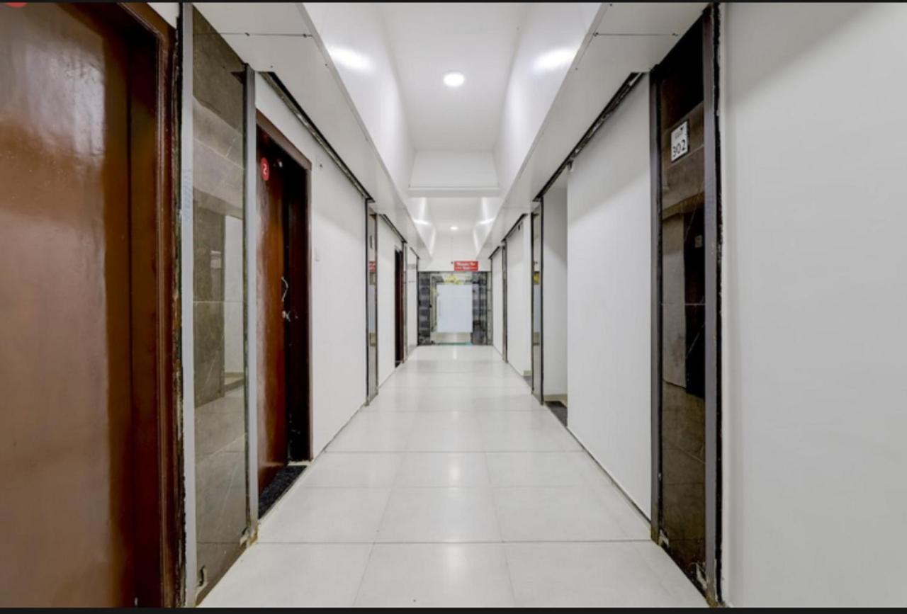 Hotel Nexus Surat Luaran gambar
